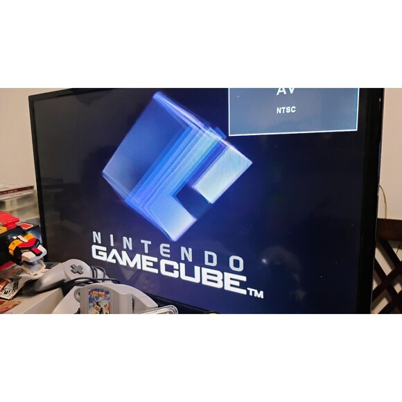 NINTENDO GAMECUBE DOL-101 W 2 CONTROLLERS & SUPER SMASH BROS MELEE TESTED WORKS! - Picture 12 of 13